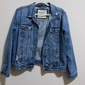 🤍Abercrombie & Fitch Denim Jacket🤍